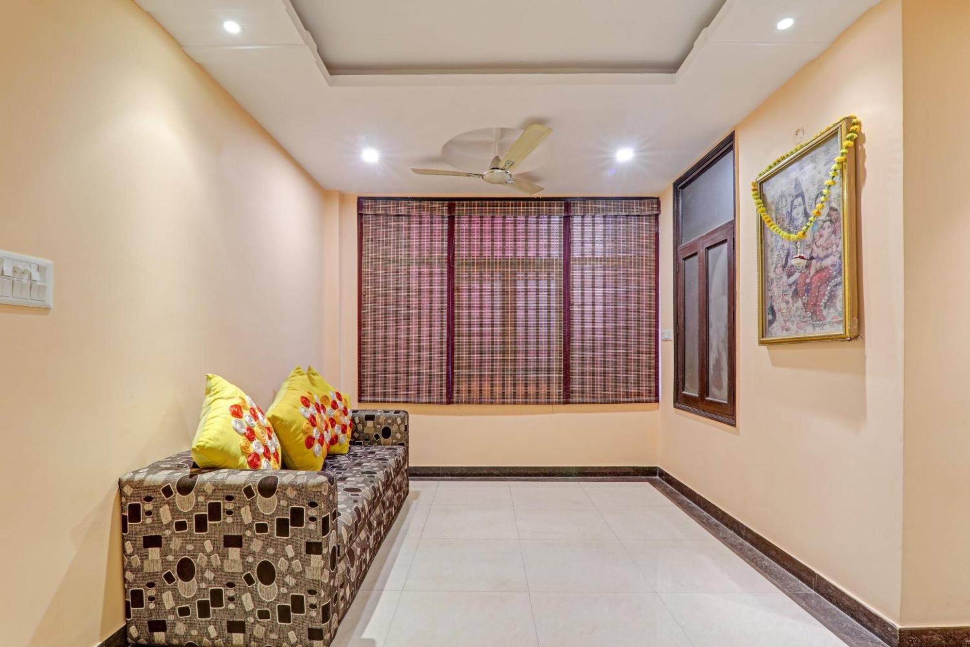 Super Capital O Townhouse Govinda Royal Hotel Kanpur Buitenkant foto
